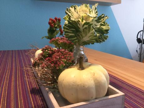 Friday-Flowerday – oder – Herbst auf dem Tablett