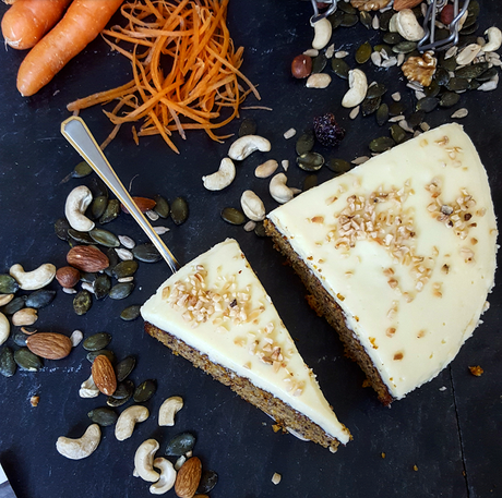 nussig, saftig und cremig: herbstlicher Carrot Cheesecake
