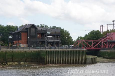 London - Wharf and Docklands