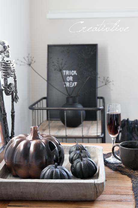 Halloween monocrom in schwarz und weiß