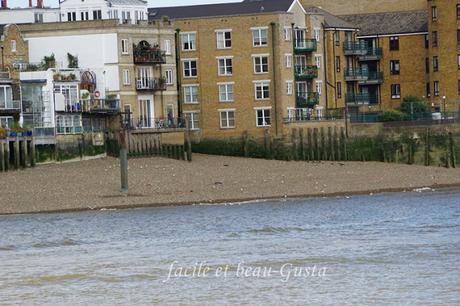 London - Strandszenen an der Themse