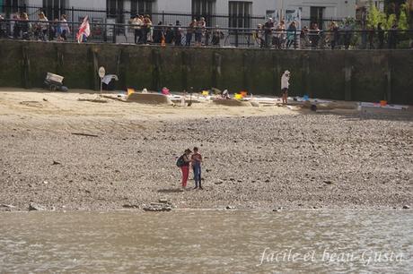 London - Strandszenen an der Themse