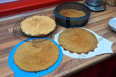 Eine Saure Sahne Torte in der Cappuccino Variante #Rezept #Backen #Lecker