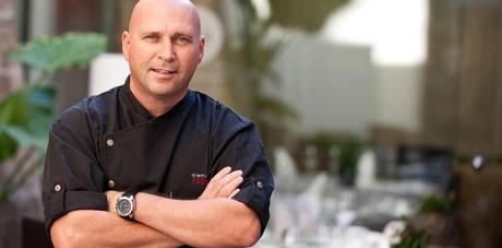 Gebratene Seebrasse mit Püree aus gerösteter Roter Bete und Meerrettich