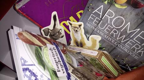 [Neuzugänge] KW 43 ... Überraschungen, eBooks, Prints, eine Lovelybox... wieder viel zu viel ^^