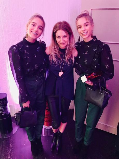 Influencer of the Year 2017 die Zwillinge Lisa und Lena zusammen mit Sue
