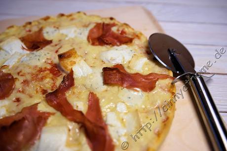 Pizza mit Ziegenkäse und Schinken ist einfach lecker #KlümperSchinkenmanufaktur #Food #FrBT17