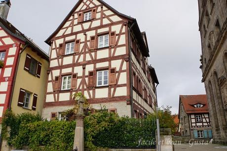 Rund ums Altdorfer Rathaus / Alte Gebäude