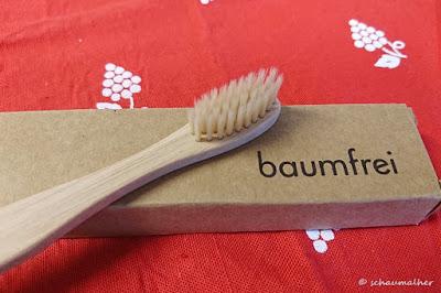 Türchen Nummer 6 - Zähne putzen mit der Bambuszahnbürste von Baumfrei