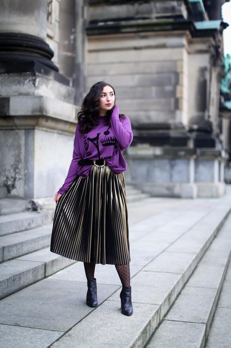 Casual Christmas Party Outfit | Golden Midi Skirt