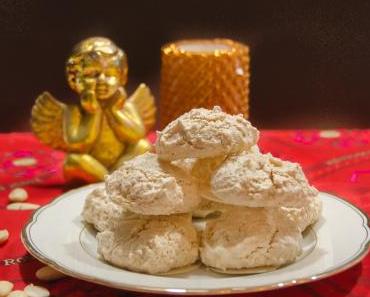 Feine Mandelmakronen mit Vanille