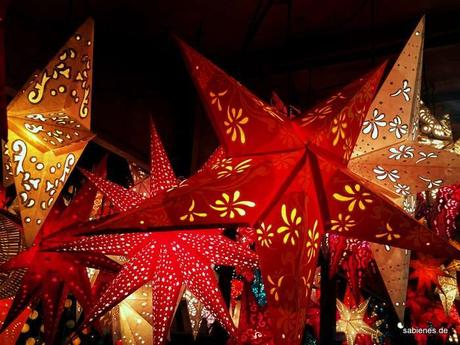 Der Sternenglanz auf dem Weihnachtsmarkt (samt Glühwein)