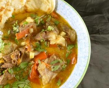 Ochsenschwanzcurry mit Rotis