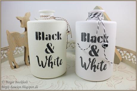 Vasen in Schwarz-Weiß