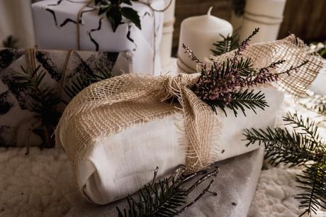 DIY eco-friendly Christmas Wrapper – Blogmas 17