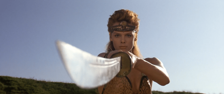 Filme mit Arnie: Schwarzenegger unterstützt Brigitte Nielsen in RED SONJA (1985)