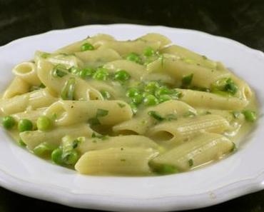 Pasta mit cremiger Blumenkohlsauce