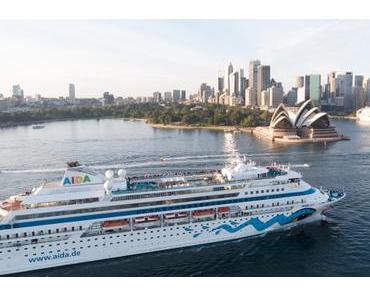 AIDAcara als erstes Schiff der AIDA Flotte im Hafen von Sydney