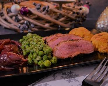 Glasierte Entenbrust mit Portweinschalotten, Nussbuttererbsen und Süßkartoffelkroketten – Vierter Advent
