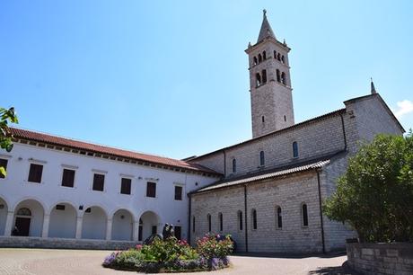 22_Kirche-Sveti-Antun-Pula-Istrien-Kroatien