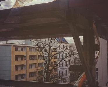 Square-Denken..🏙⏹| #berlinspiriert #blogger #berlin #berlinblogger #potd #photography #photo #window #2018 #igers #streetview #fu #sun #igersgermany #igersberlin #ig_berlin #ig_berlincity #skyporn #square #thinking #quer #denken #sky #urban #urbanroman...