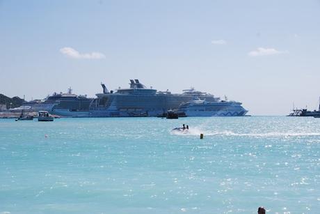01_Royal-Caribbean-Oasis-of-the-Seas-AIDAvita-St-Martin-Karibik-Kreuzfahrt