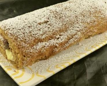 Karotten-Biskuitroulade mit Frischkäsefüllung