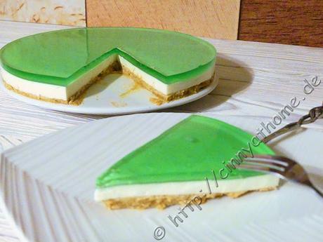 Eine Philadelphia Waldmeister Torte geht doch immer #Rezept #NoBake #Food Eine Philadelphia Waldmeister Torte geht doch immer #Rezept #NoBake #Food