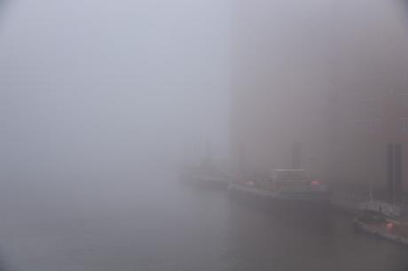Hamburg im Nebel | ein Stadtspaziergang