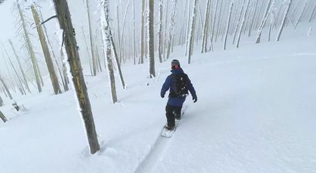 Snow- und Skateboarding bei entspannter Musik