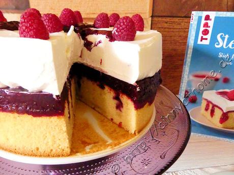 Ein Kuchen mit vielen Löchern und viel Geschmack #Rezept #Pokecake #FrechVerlag
