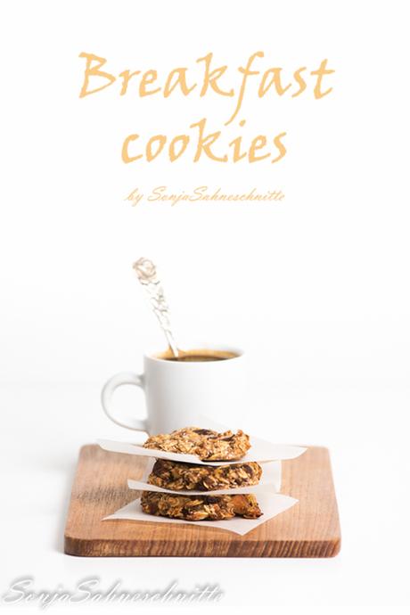 Kokos-Müsli-Cookies (Frühstückskekse) – Breakfast cookies with coconut (vegan)