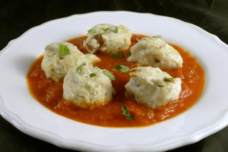 Ricotta-Auberginen-Klößchen mit getrockneten Tomaten