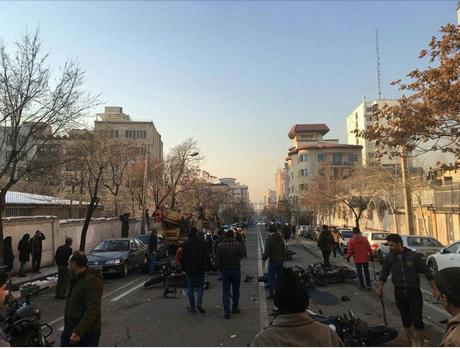 Golestan - Straße der Blumen wird zur Kampfzone