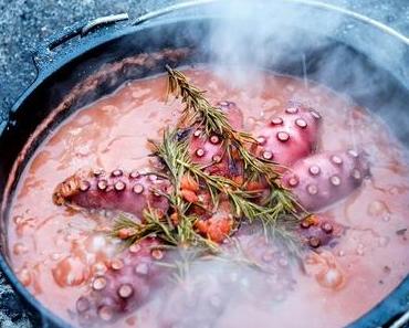 Geschmorter Oktopus aus dem Dutch Oven