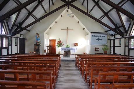 17_katholische-Kirche-Notre-Dame-Auxiliatrice-de-Cap-Malheureux-Mauritius