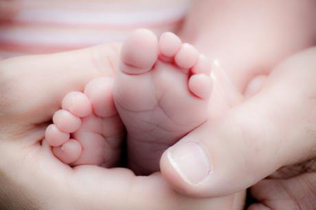 Babypflege in den ersten Wochen – worauf du achten solltest