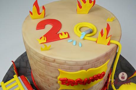 Eine Torte mit Feuerwehrmann Sam Eine Torte mit Feuerwehrmann Sam