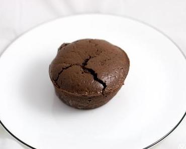 Lava Cake mit flüssigem Kern und Stout Bier