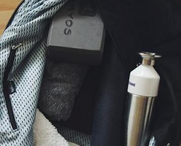 Yoga: What's in my Yoga Bag?