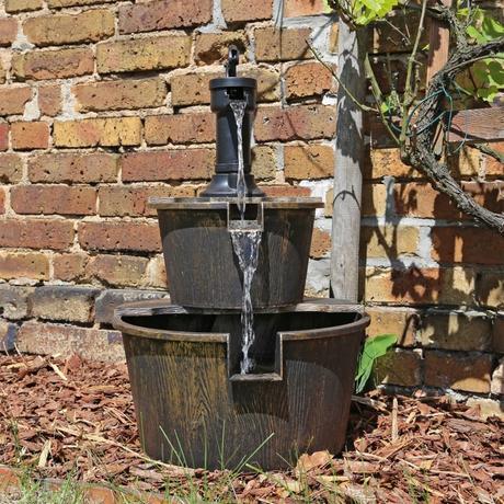 10 Outdoor Brunnen Ideen