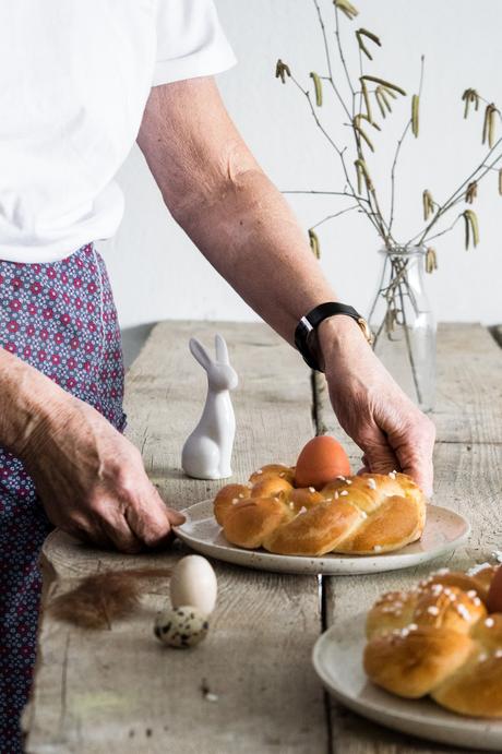 #Omasklassiker: süße Osternestchen // Braided Easter egg bread