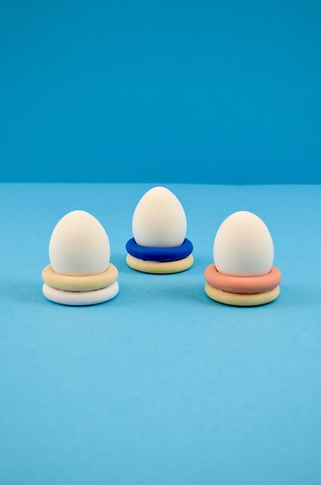 Ostern DIY: Eierbecher aus Holzringe selber machen