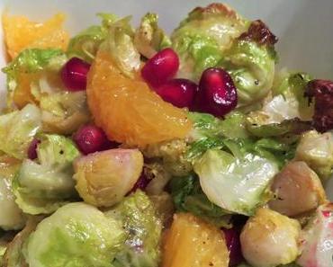 Rosenkohlsalat mit Orangen – frisch aus dem Ofen