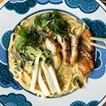 Asia-Fusion: Char Siu Ramen, Pickled Kohlrabi & Shiso | Madame Cuisine Rezept