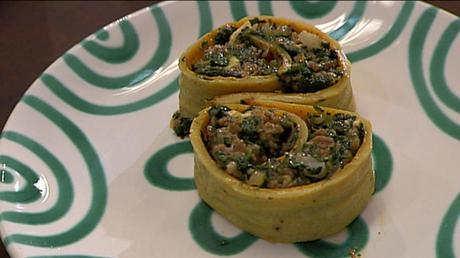 Gefüllte Omelettrolle