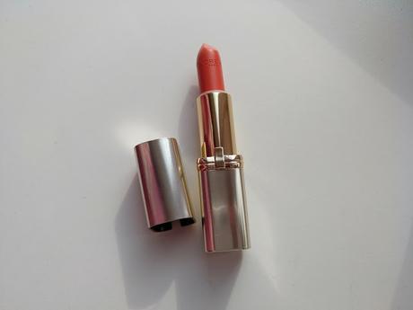 L`Oréal Paris Color Riche Lipstick 230 Coral Showroom