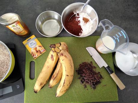 Bananenbrot mit Mandeln und Schokolade