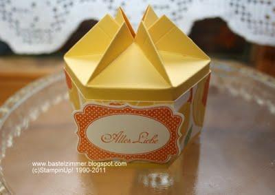 Hexagon Box aus Mini Milk Containern