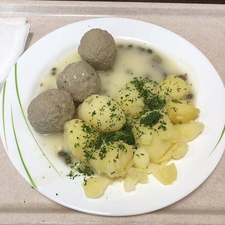 Königsberger Klopse a la Mensa #foodporn #kinda #lunch - via Instagram